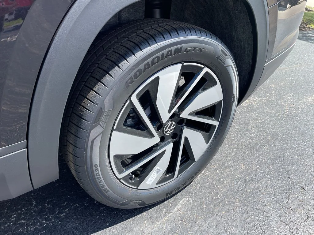2026 Volkswagen Atlas SE w/Tech - Photo 15