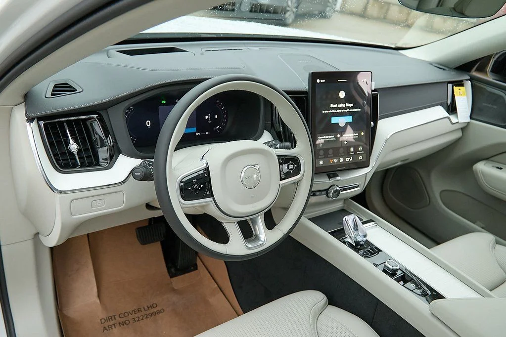 New 2026 Crystal White Volvo Ultra image 12