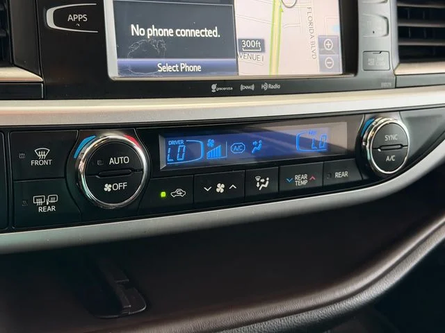 Certified Used 2017 Gray Toyota XLE image 18