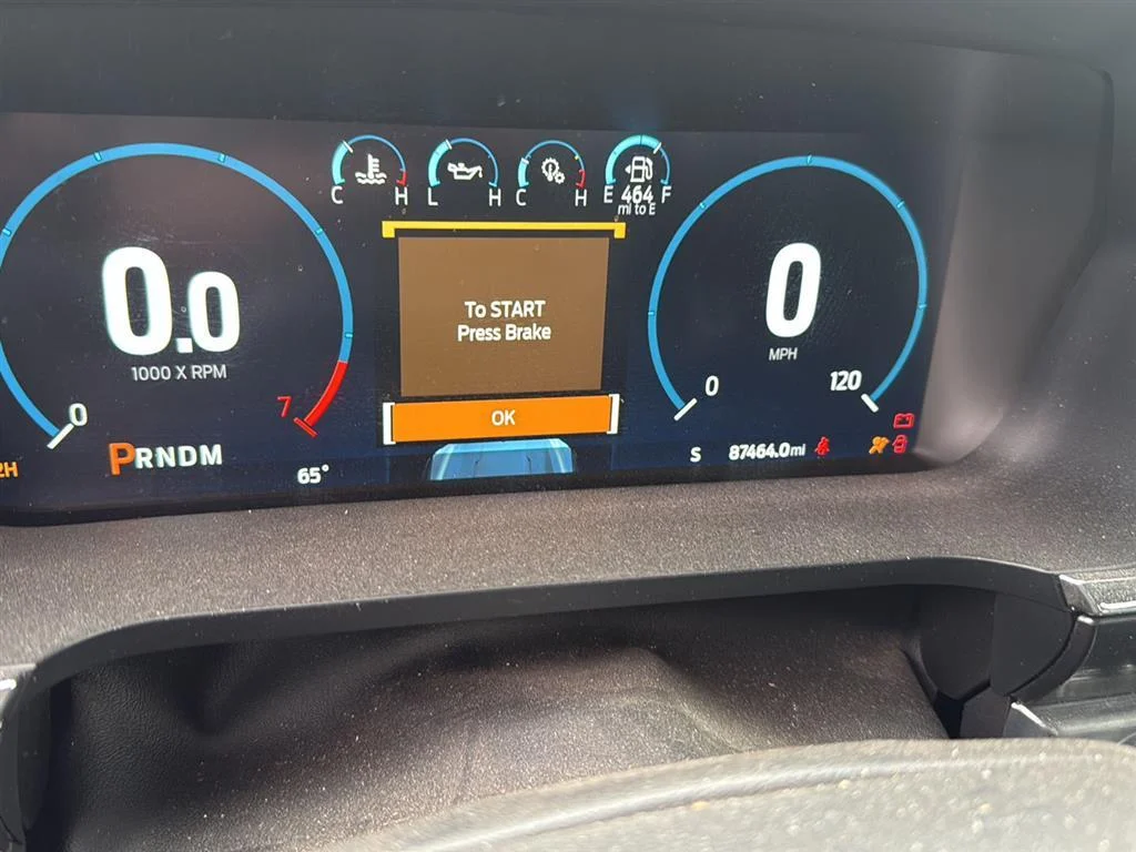 Used 2022 Space White Ford LARIAT image 5