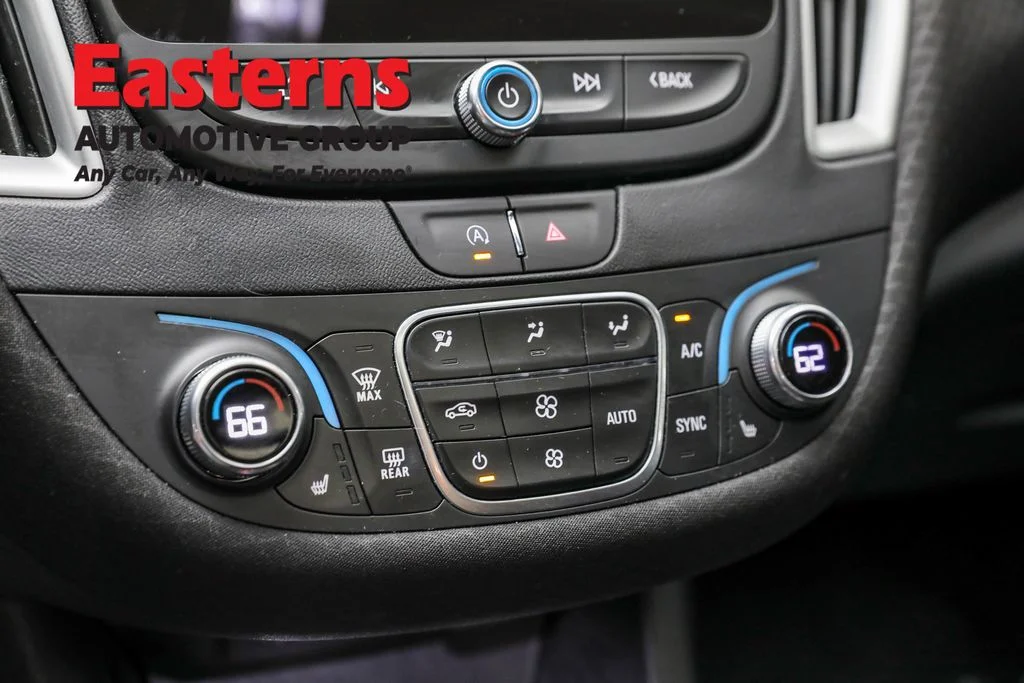 Used 2024 Gray Chevrolet LT image 20