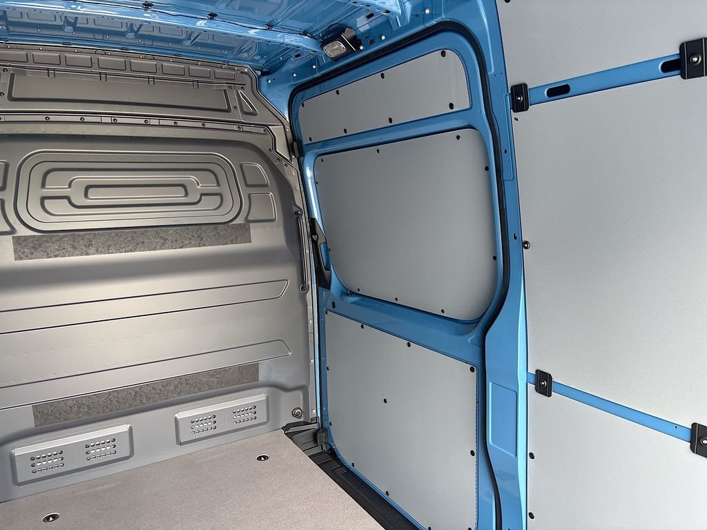 New 2026  Mercedes-Benz Cargo 144 WB image 17