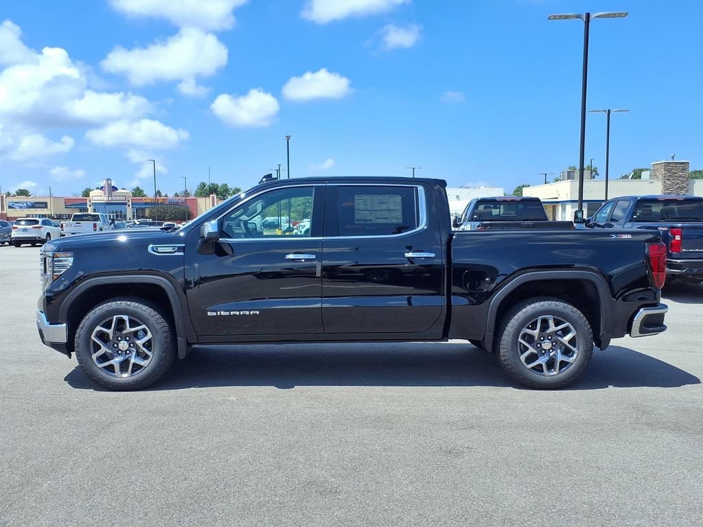 2026 GMC Sierra 1500 SLT - Photo 13