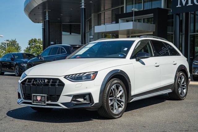 Used 2023 Glacier White Metallic Audi 45 Premium Plus image 3