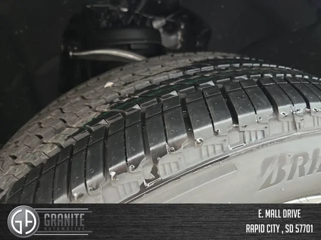 2026 GMC Yukon XL Denali - Photo 29