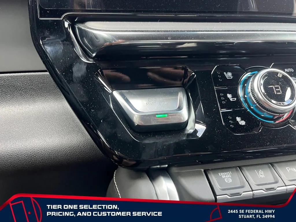 New 2026 Glacier White Tricoat GMC Denali Ultimate image 28