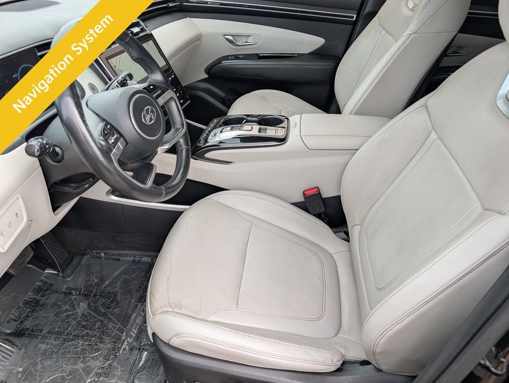 Used 2023 Black Hyundai Limited image 9
