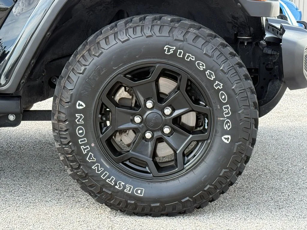 Used 2021 Black Jeep Willys image 12