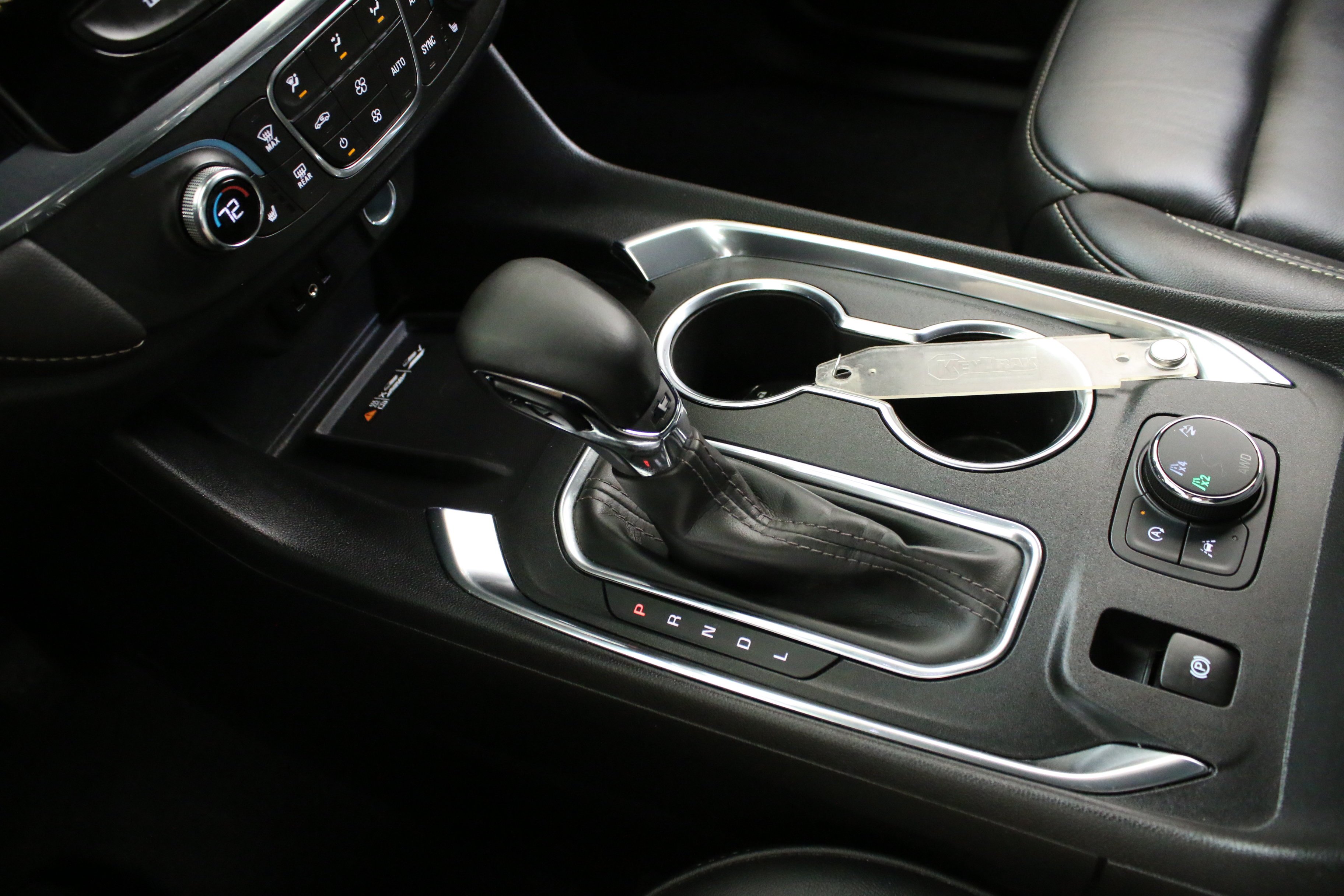 Used 2023 Mosaic Black Metallic Chevrolet LT Leather image 20