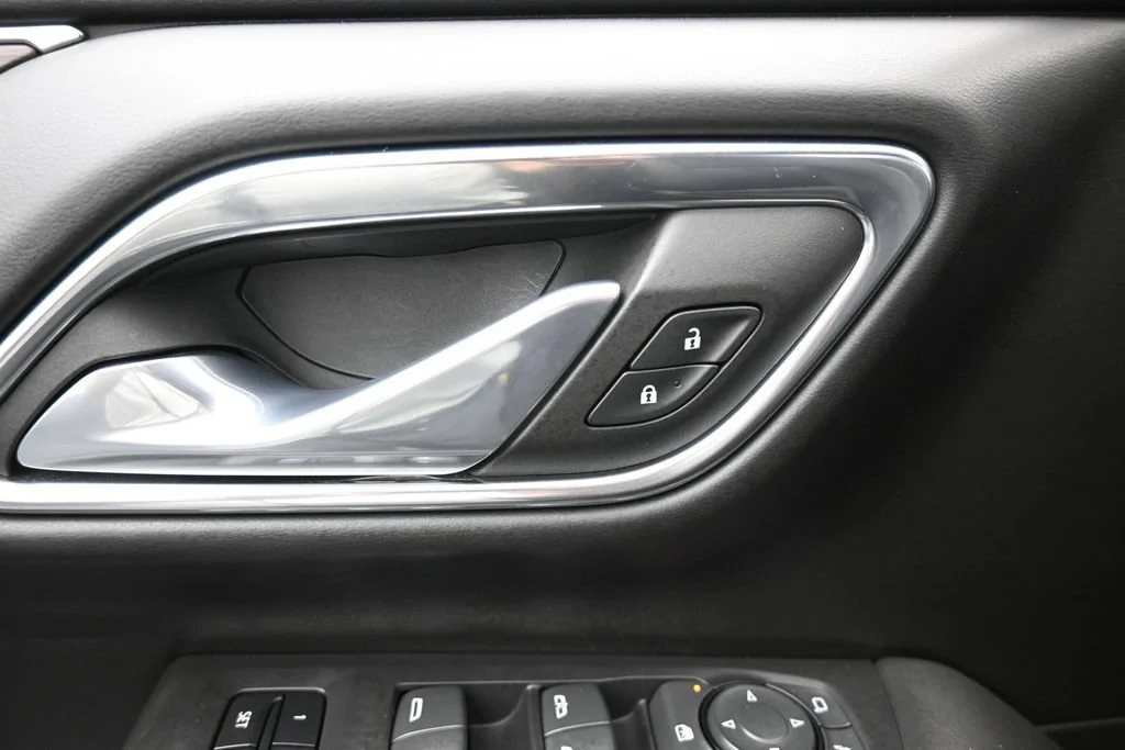 Used 2023 Black Chevrolet LT image 14