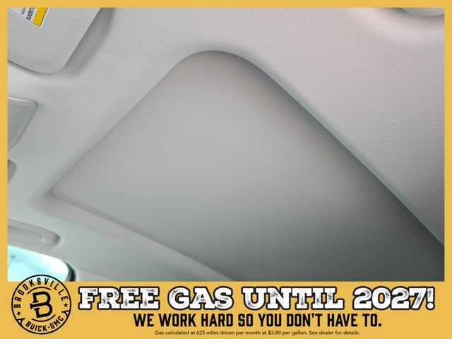 New 2026 Iridescent White Tricoat Buick Sport Touring image 19