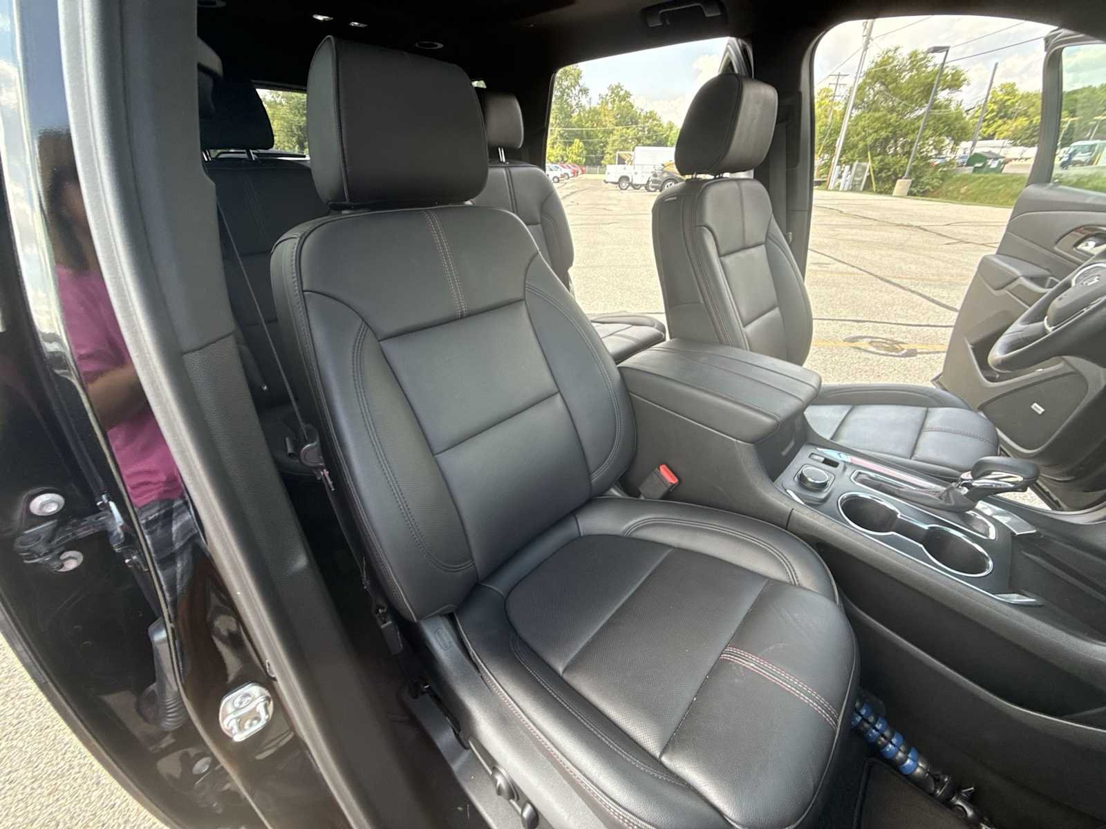 Used 2023 MOSAIC BLACK METALLIC Chevrolet RS image 29