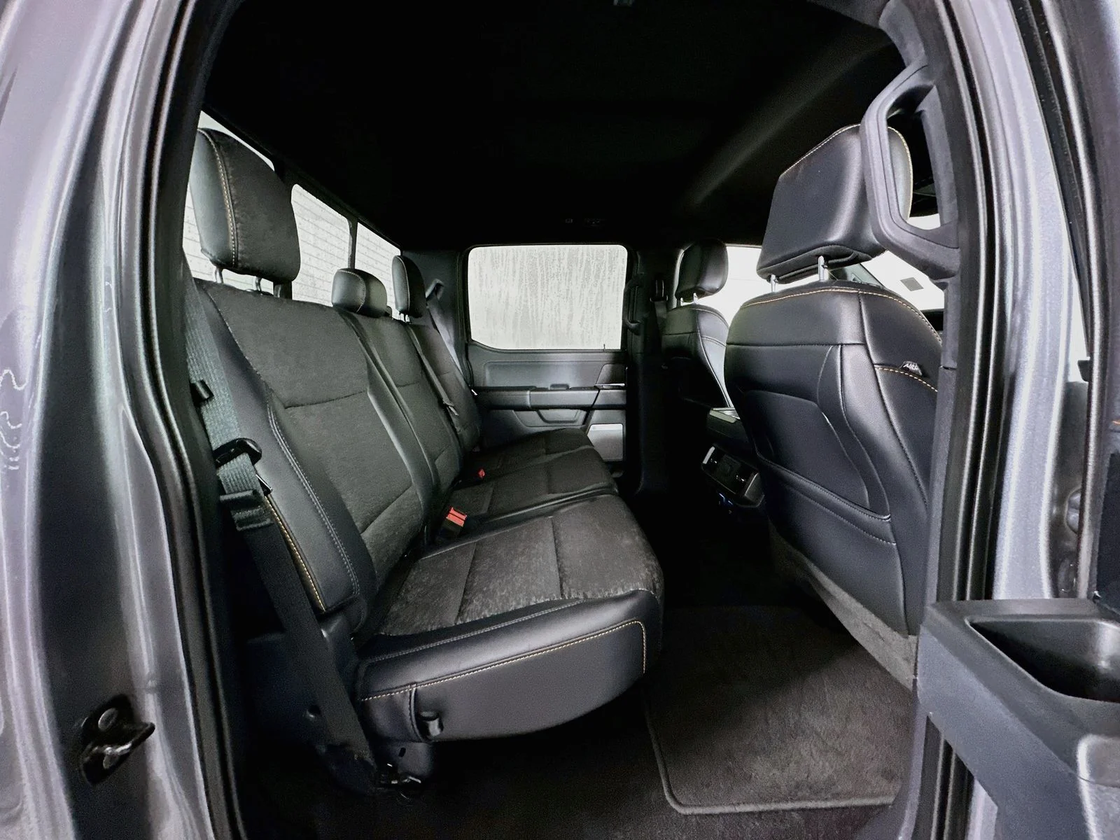 Used 2024 Carbonized Gray Metallic Ford Tremor image 29
