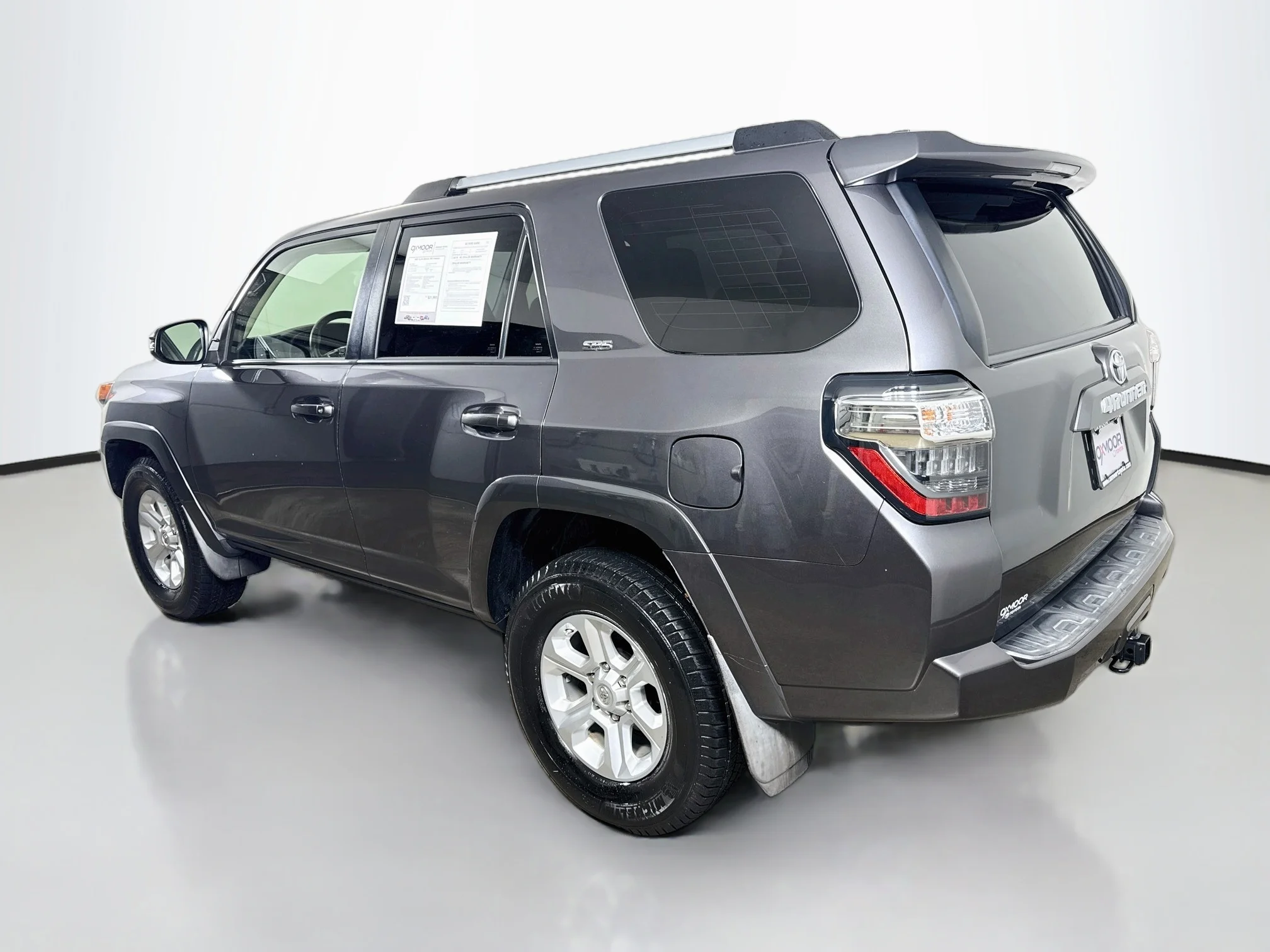 Used 2020 Magnetic Gray Metallic Toyota SR5 Premium image 5