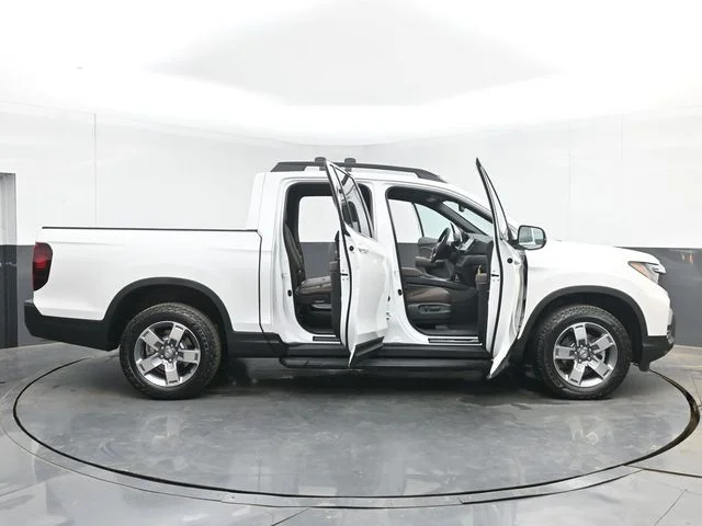 New 2026 Platinum White Pearl Honda RTL image 54
