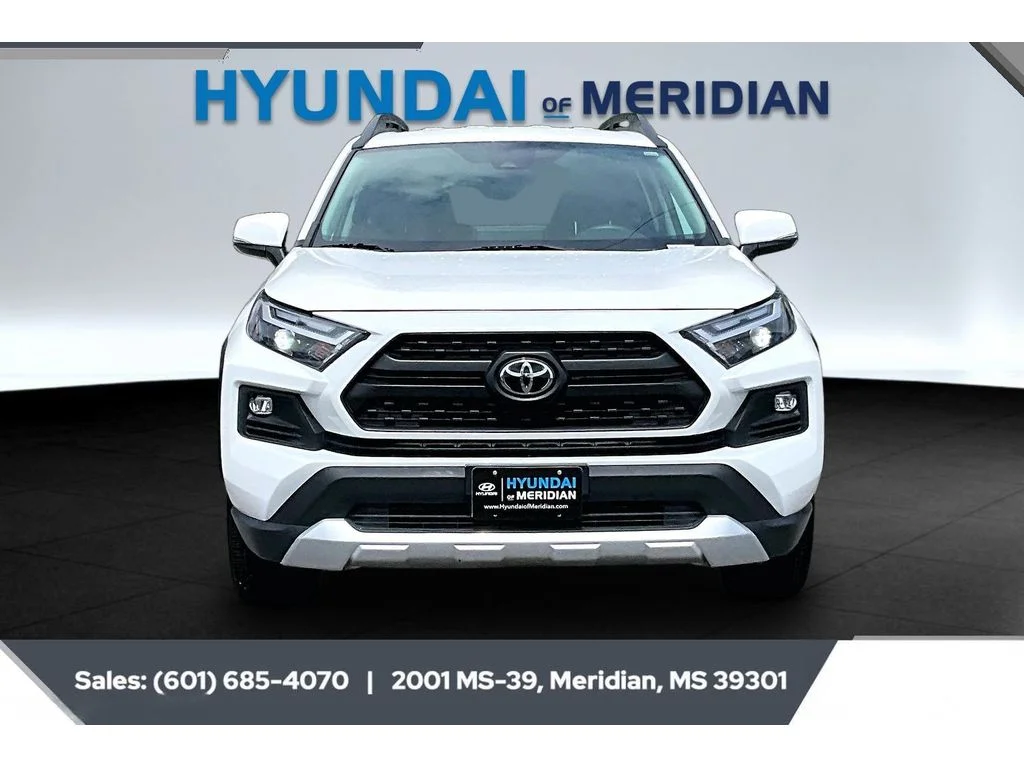 Used 2024 Ice Cap Toyota Adventure image 3