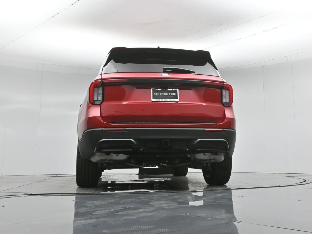 New 2026 Rapid Red Metallic Tinted Clearcoat Ford ST-Line image 49