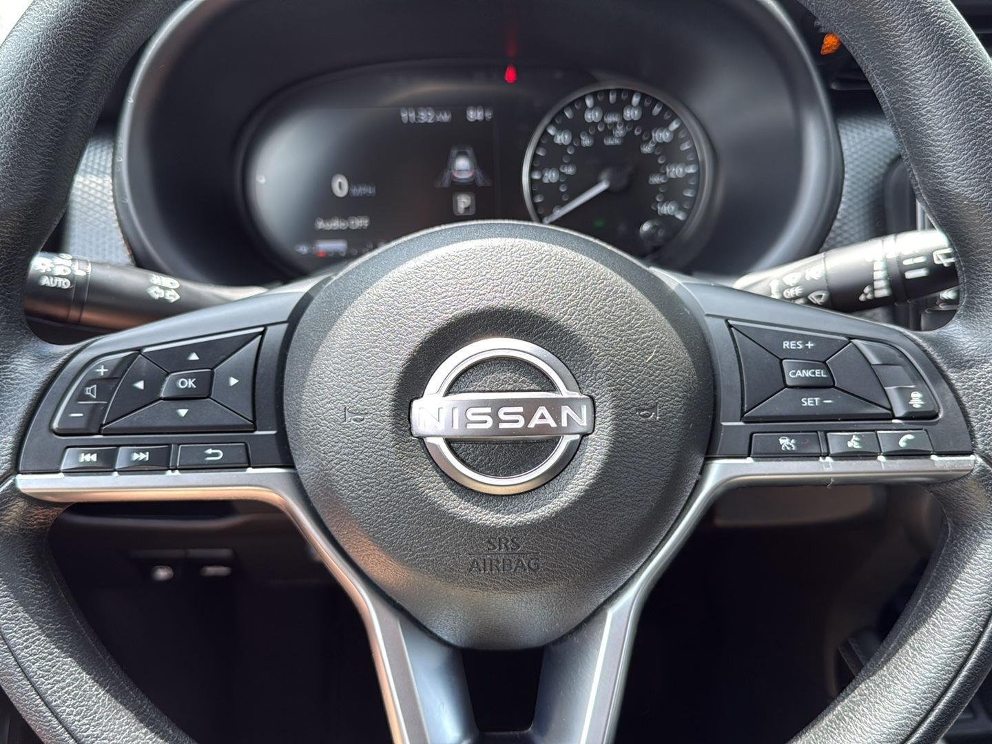 Used 2023 Aspen White Tricoat/Super Black Nissan SV image 14