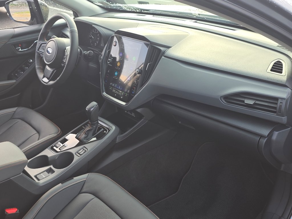 Used 2026 Ice Silver Metallic Subaru Limited image 21
