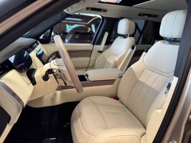 New 2026 Batumi Gold Land Rover SE image 8