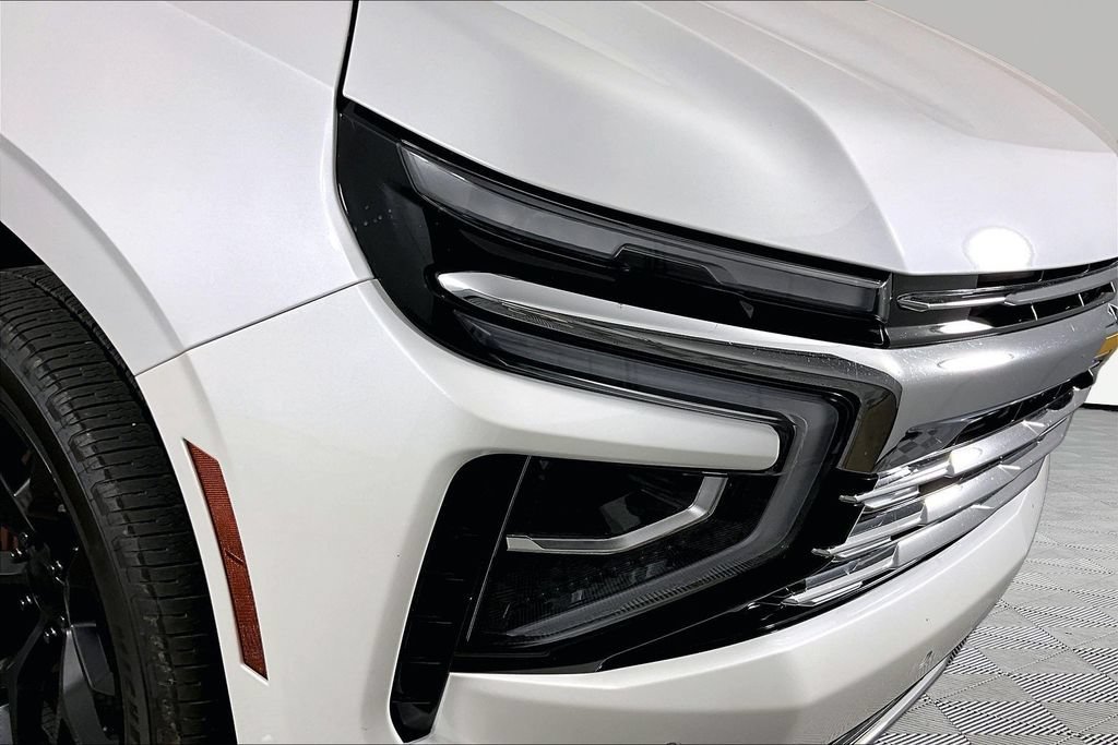 2025 Chevrolet Suburban Premier - Photo 26