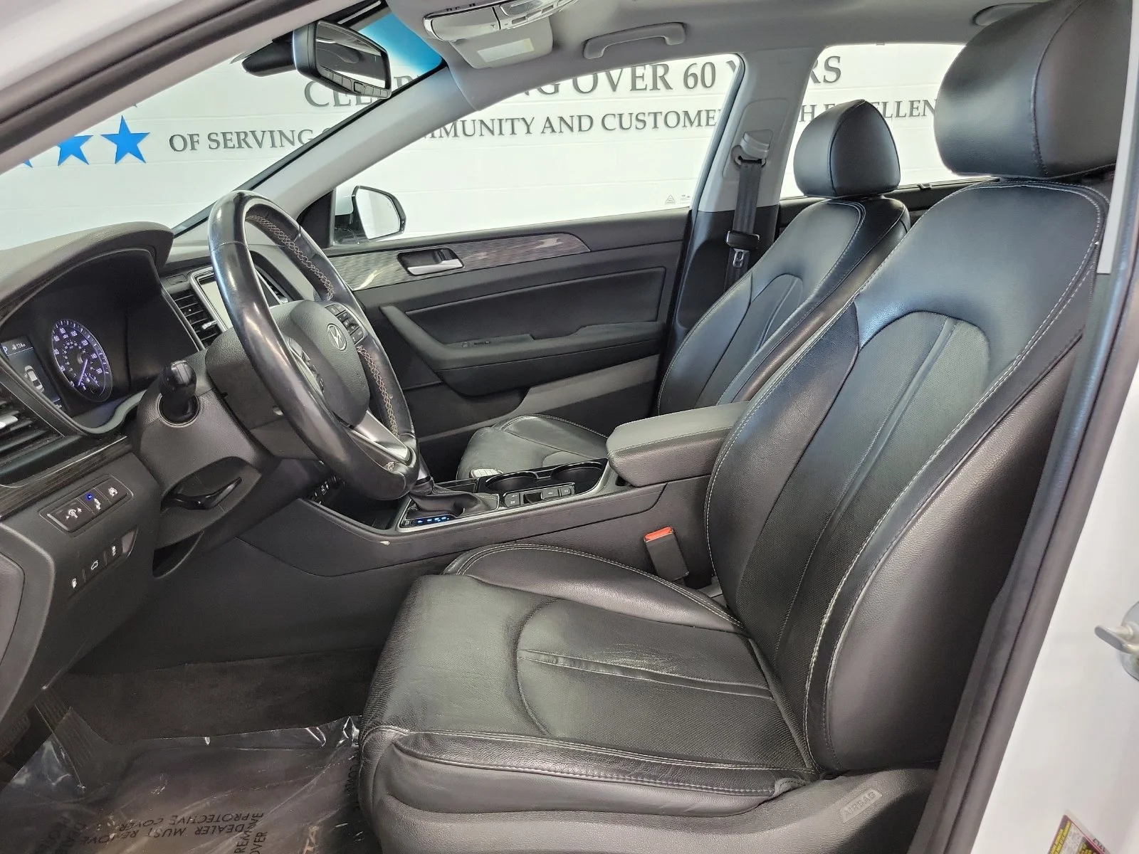 Used 2018 White Hyundai Limited image 8