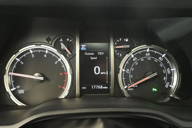 2023 Toyota 4Runner Limited - Photo 26