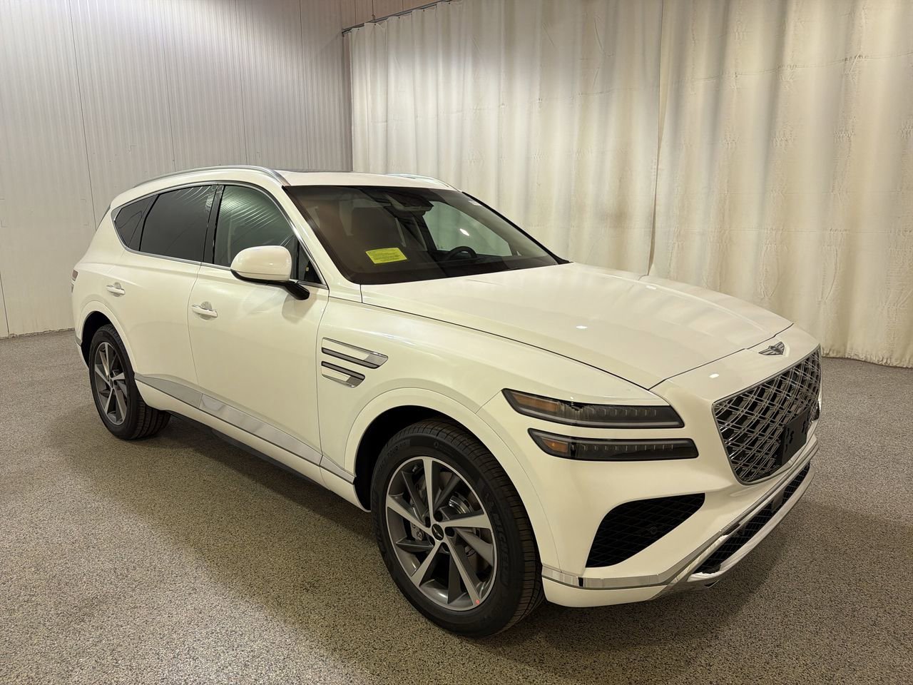 New 2026 Uyuni White Genesis 2.5T SELECT image 3
