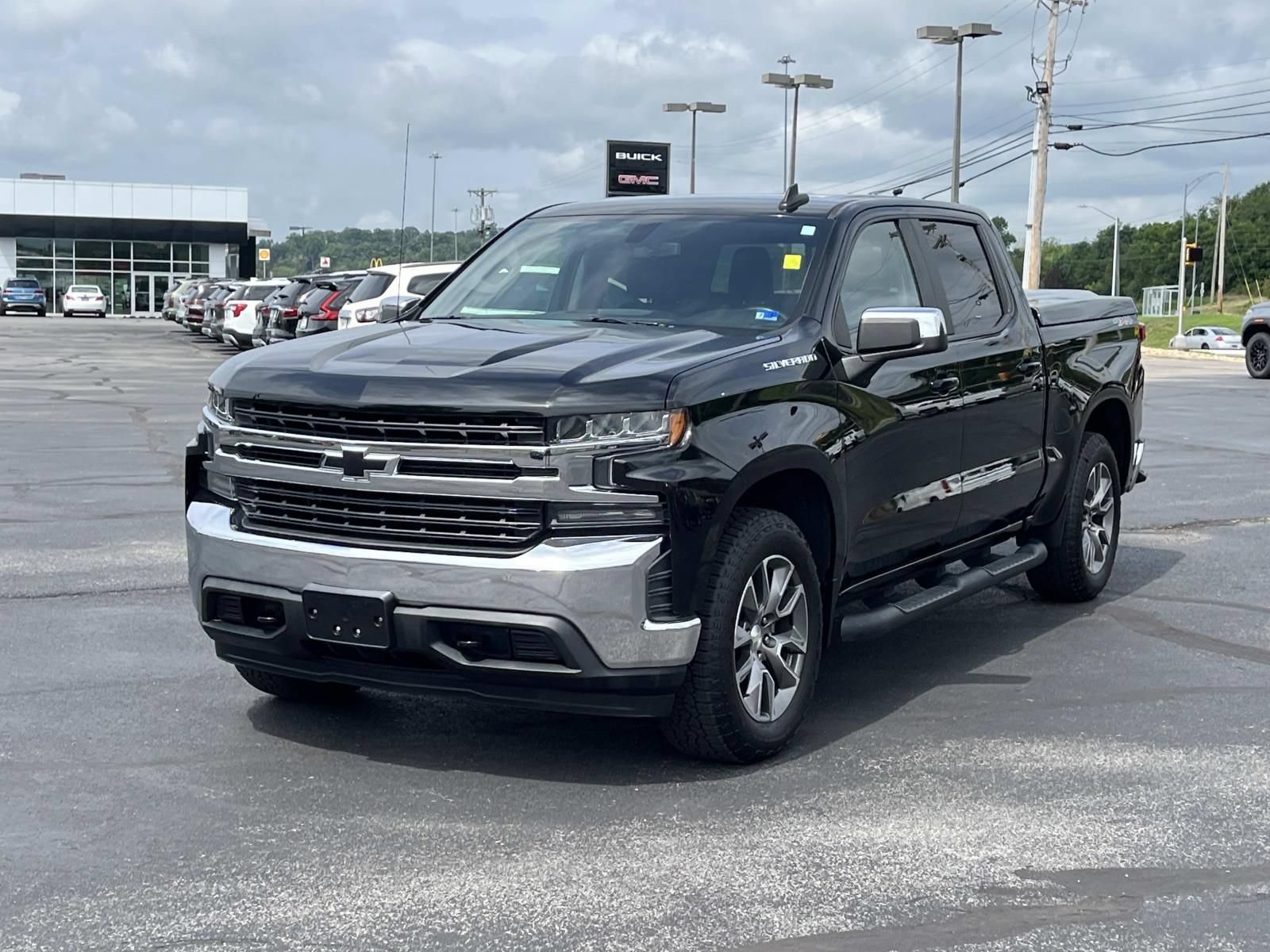 Used 2019 BLACK Chevrolet LT image 8