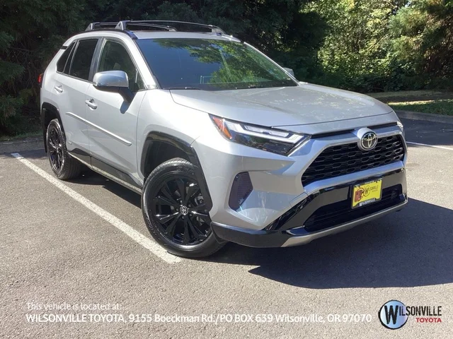 2025 Toyota RAV4 Hybrid SE