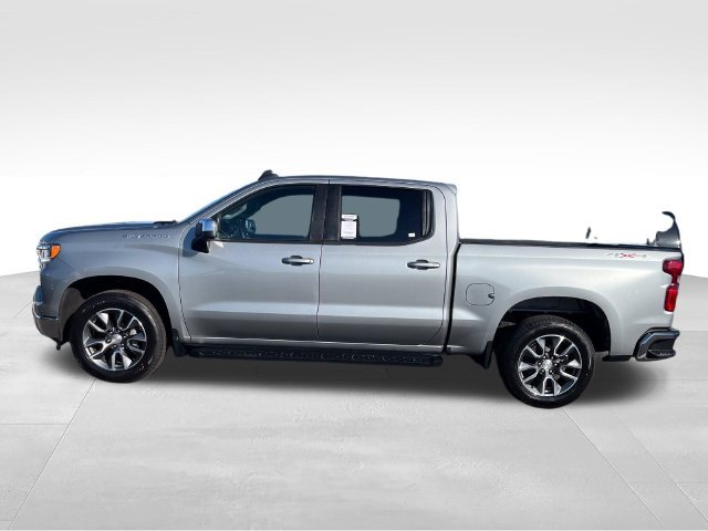 Used 2023 Gray Chevrolet LT image 2