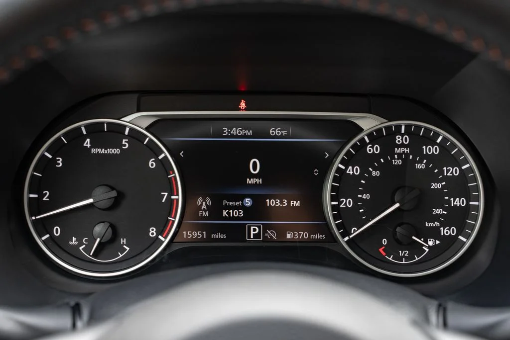 Certified Used 2025 Orange Nissan SR image 15