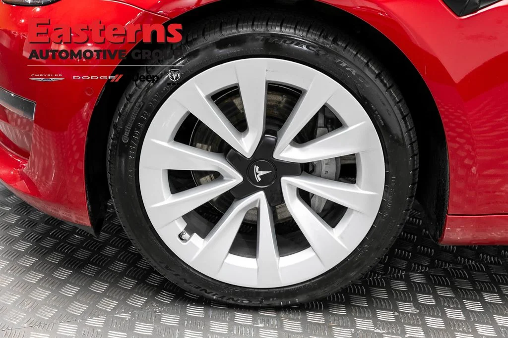 Used 2021 Red Tesla Standard Range Plus image 24