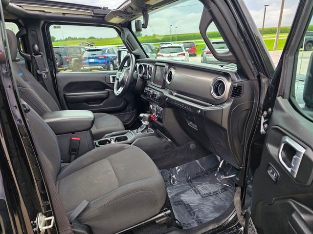 Certified Used 2023 Black Clearcoat Jeep Rubicon image 24