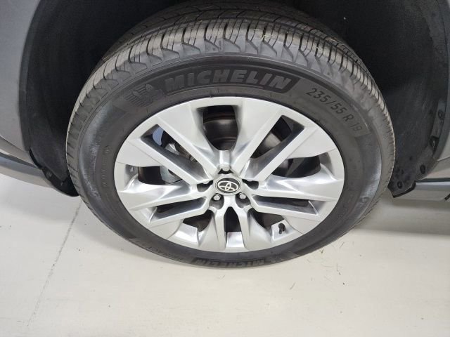 2024 Toyota RAV4 XLE Premium - Photo 40