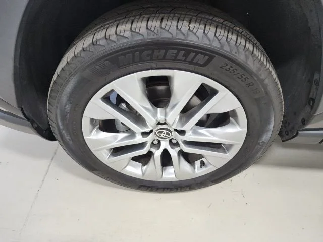 2024 Toyota RAV4 XLE Premium - Photo 40