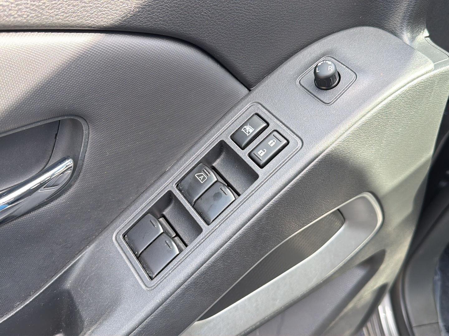 Used 2022 Gun Metallic Nissan SV image 30