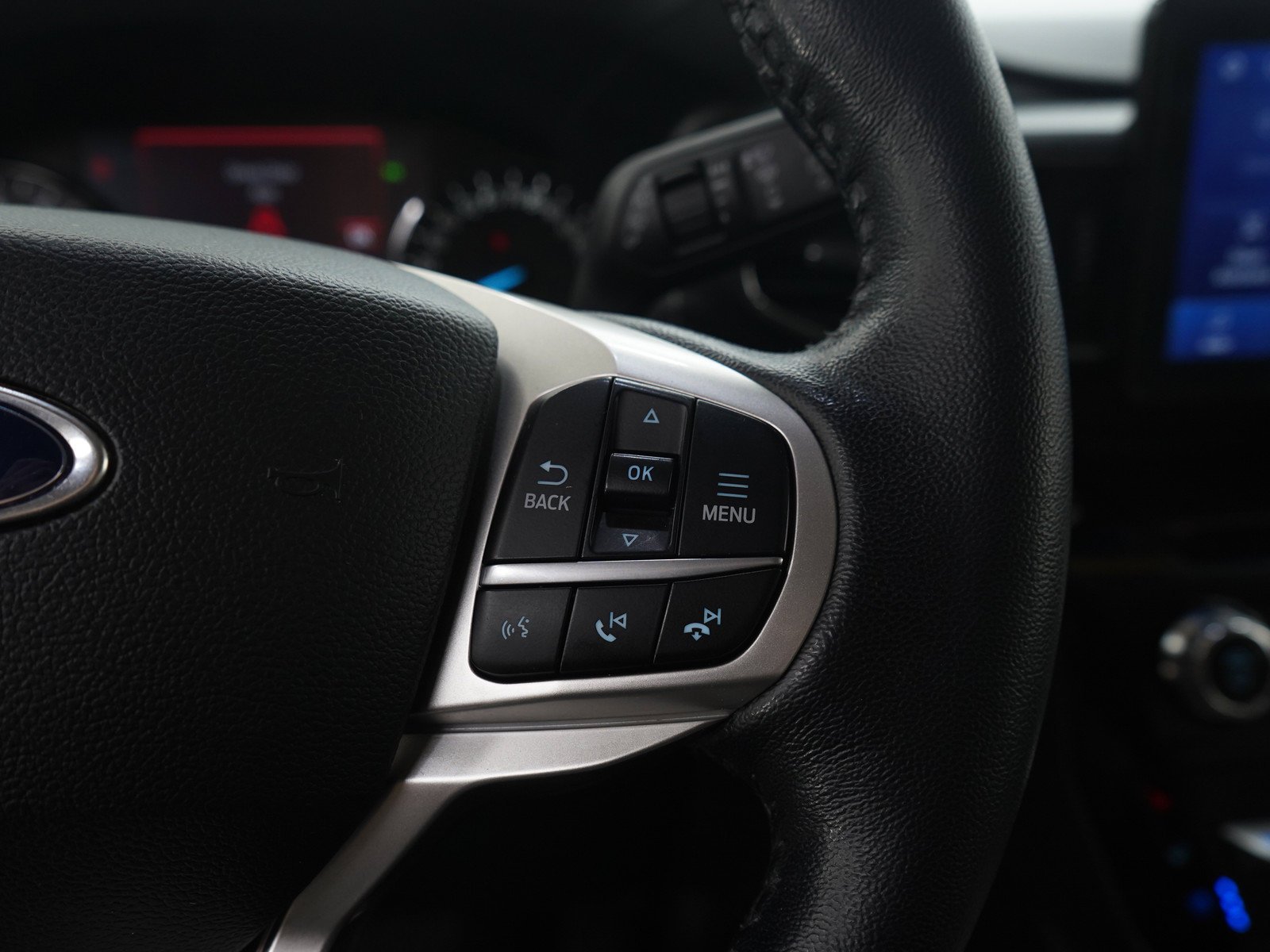 Used 2022  Ford Limited image 28