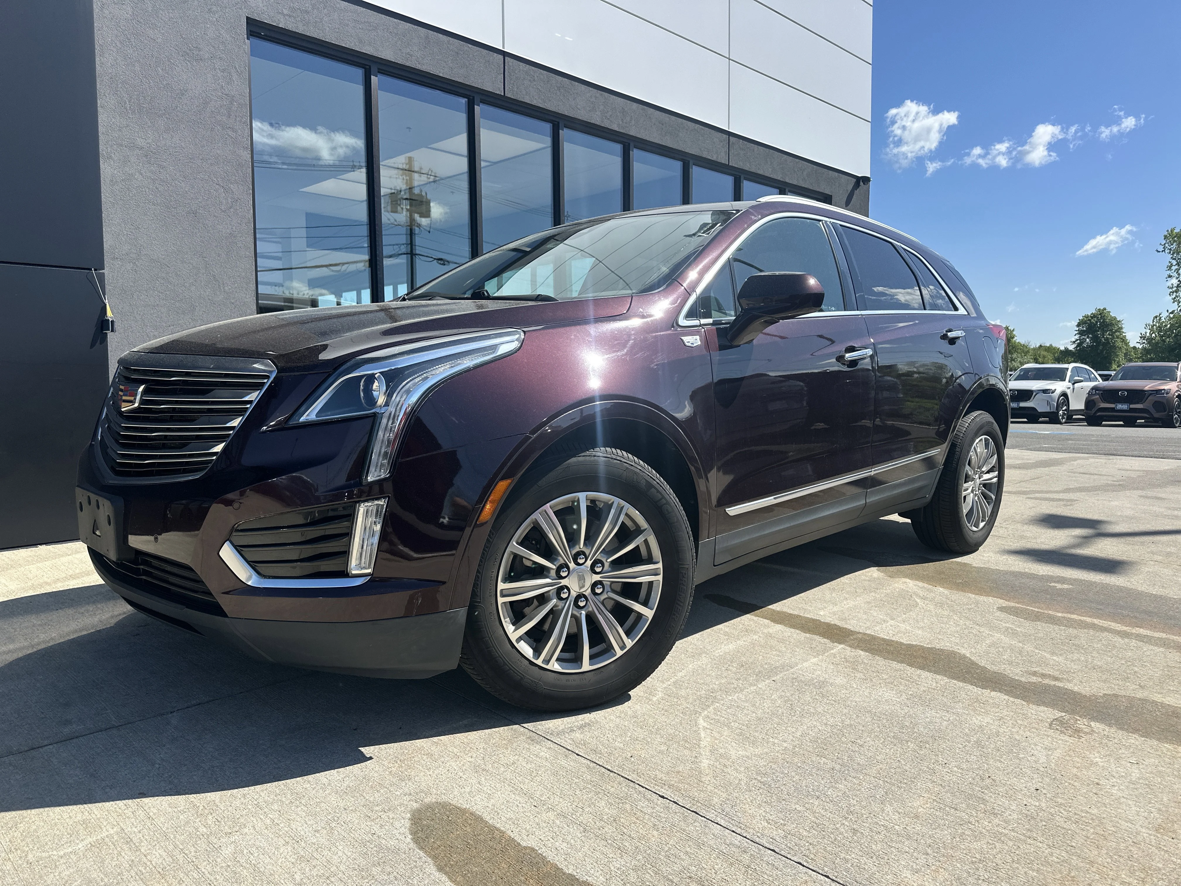 Used 2017 Cadillac XT5 Luxury with VIN 1GYKNDRSXHZ249333 for sale in Fairhaven, MA