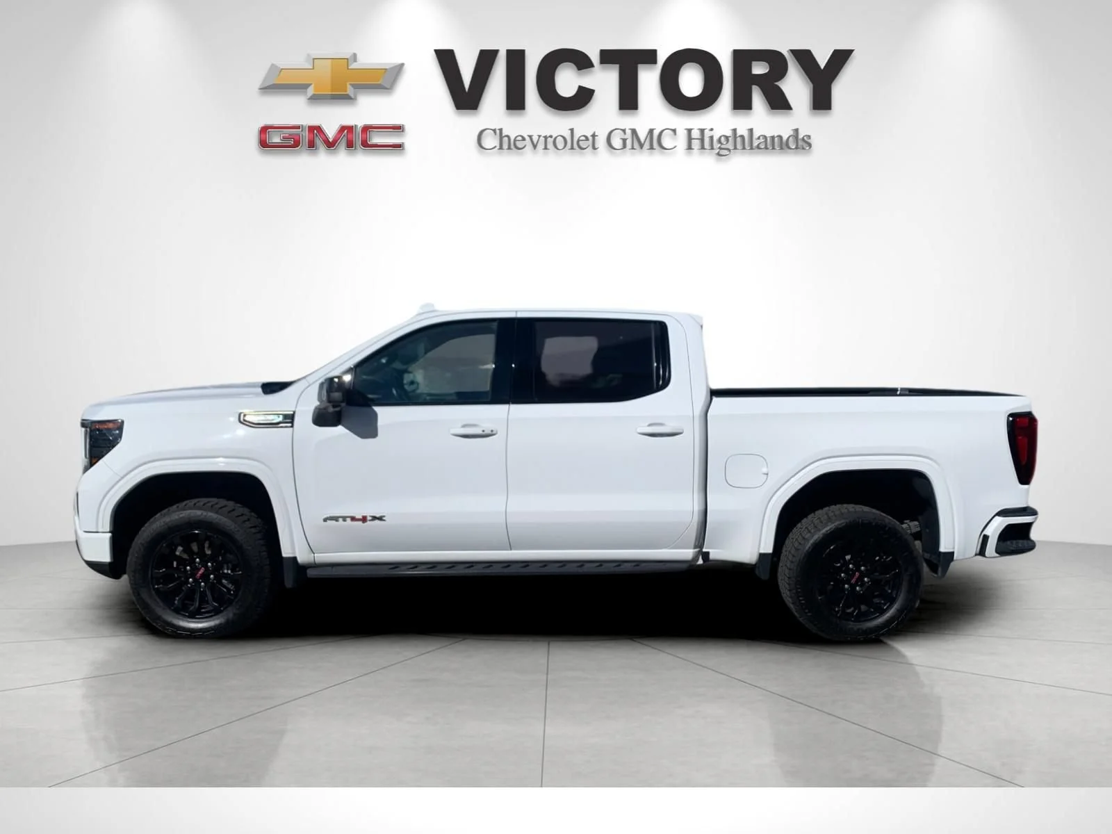Used 2022 Summit White GMC AT4X image 6