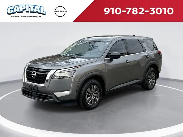 Used 2024 Gray Nissan S image 1