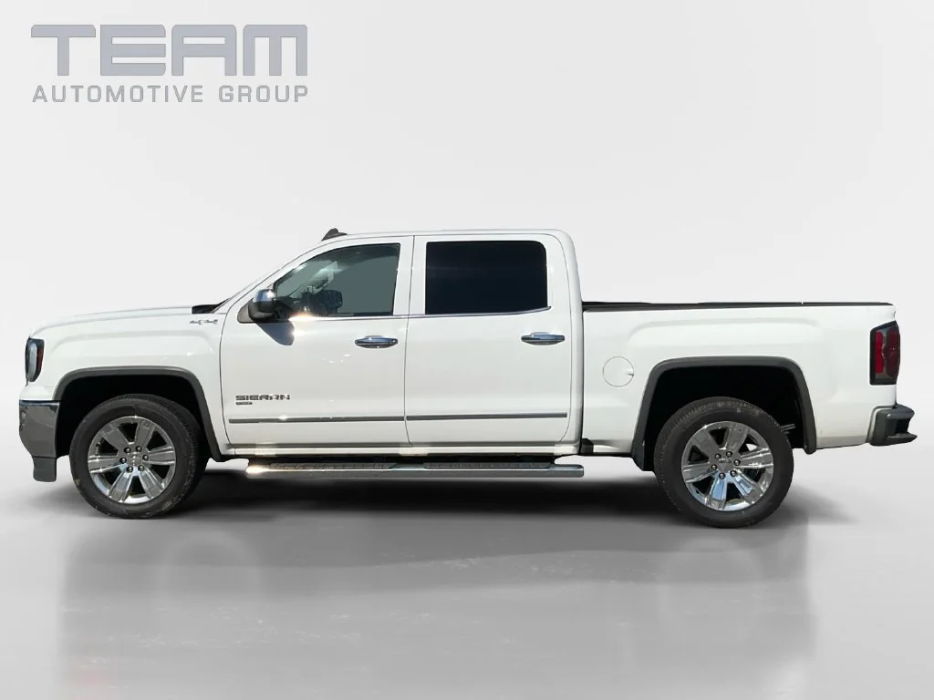 Used 2018 SUMMIT WHITE GMC SLT image 4