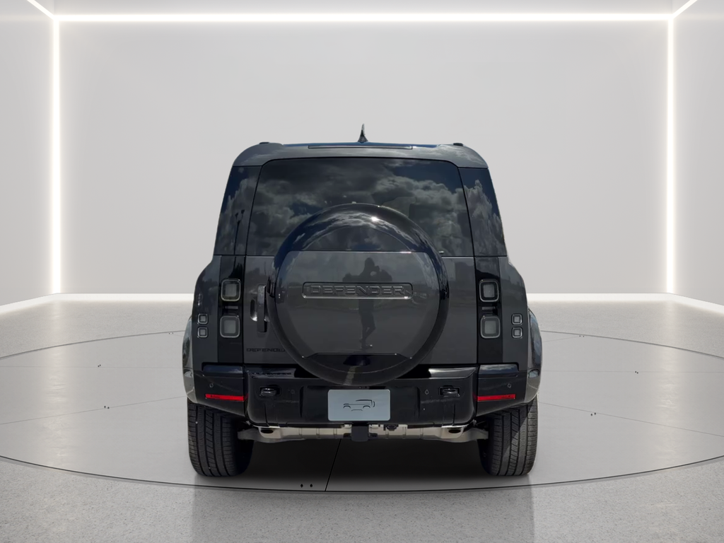 New 2026 Carpathian Grey Land Rover X-Dynamic SE image 6