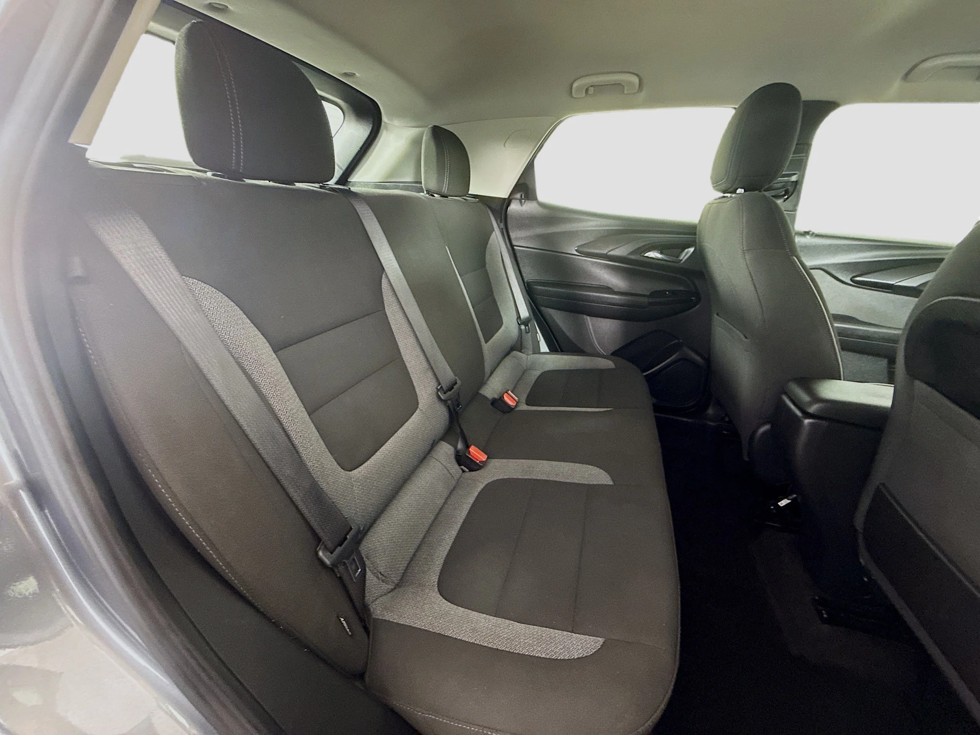 Used 2021 SATIN STEEL METALLIC Chevrolet LS image 27