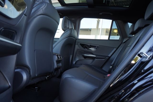 New 2026 Black Mercedes-Benz GLC 300 image 25