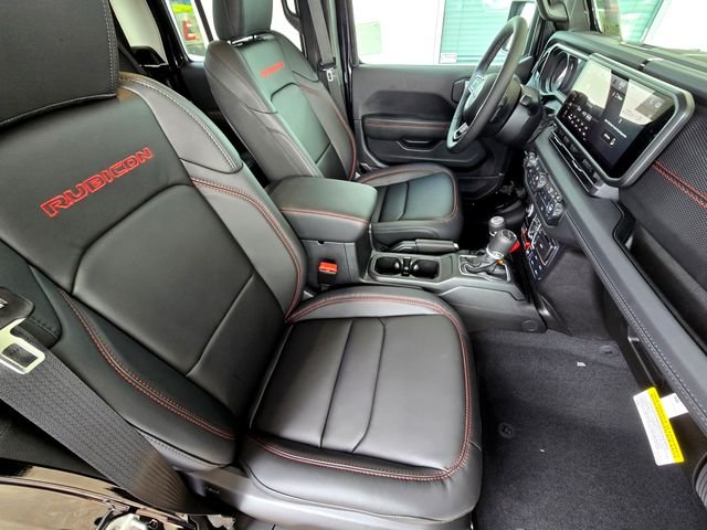 New 2026 Black Clearcoat Jeep Rubicon image 24