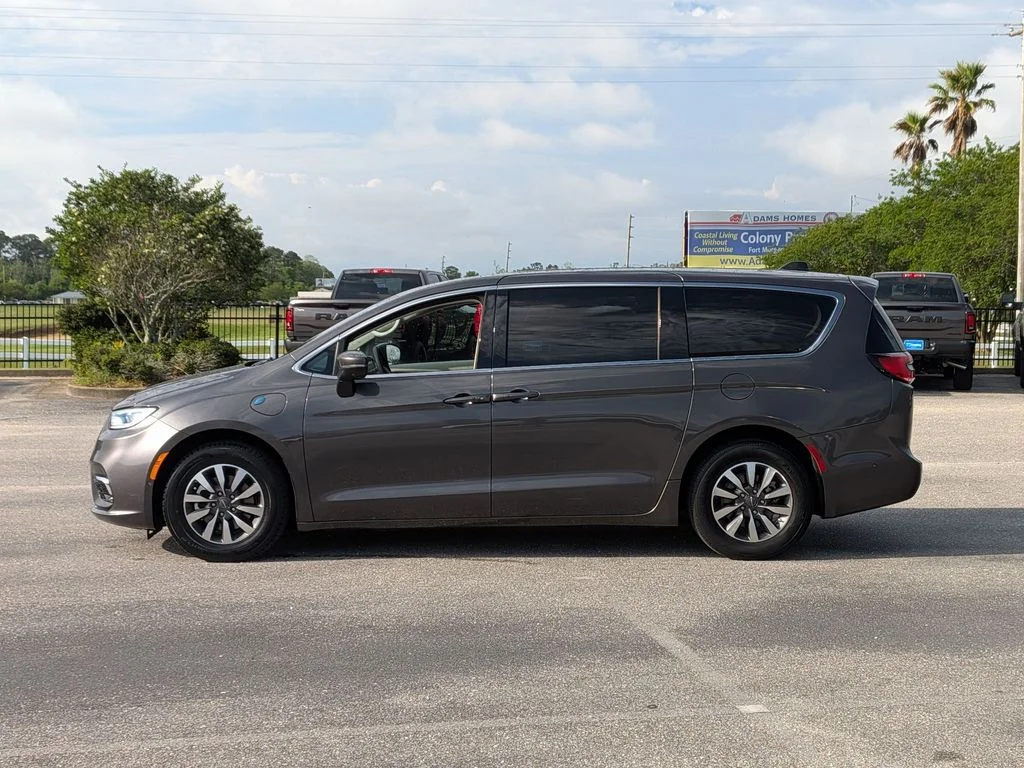 Used 2023 Chrysler Pacifica Hybrid Touring L with VIN 2C4RC1L70PR543541 for sale in Pensacola, FL