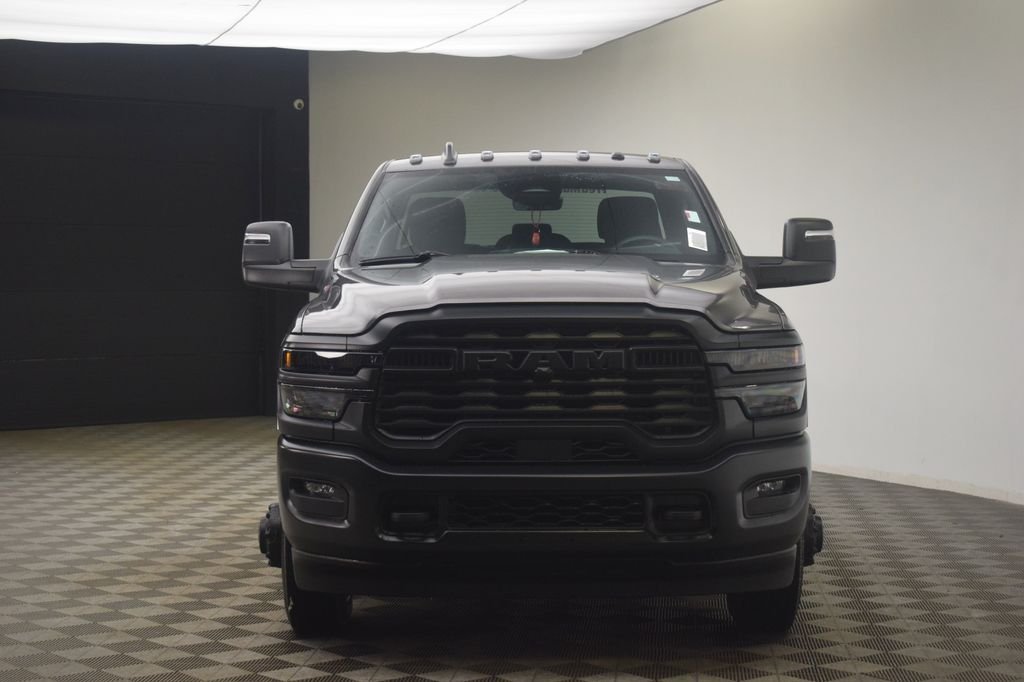 New 2026 Granite Crystal Metallic Clear-Coat Exterior Paint RAM Tradesman image 2