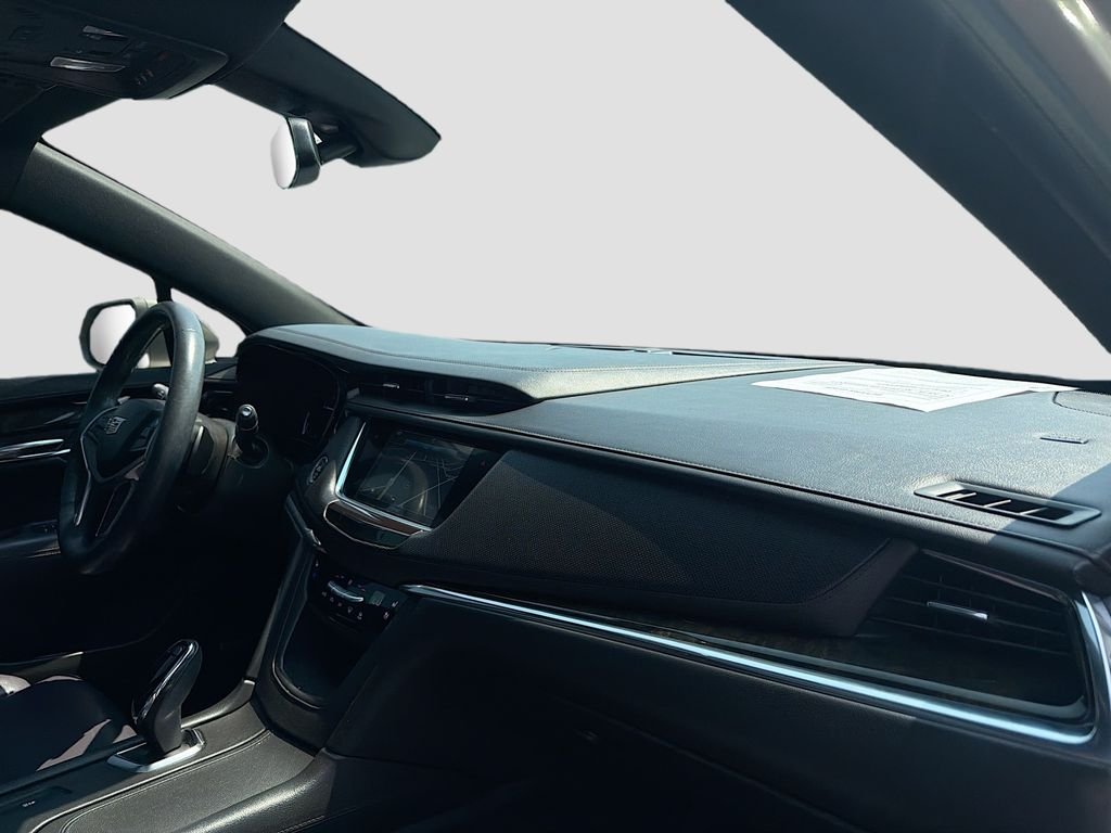 Used 2017 Silver Cadillac Luxury image 33