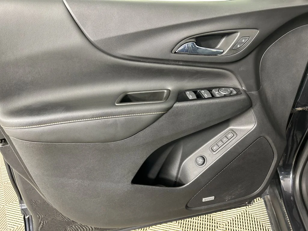 Used 2022 Gray Chevrolet Premier image 11